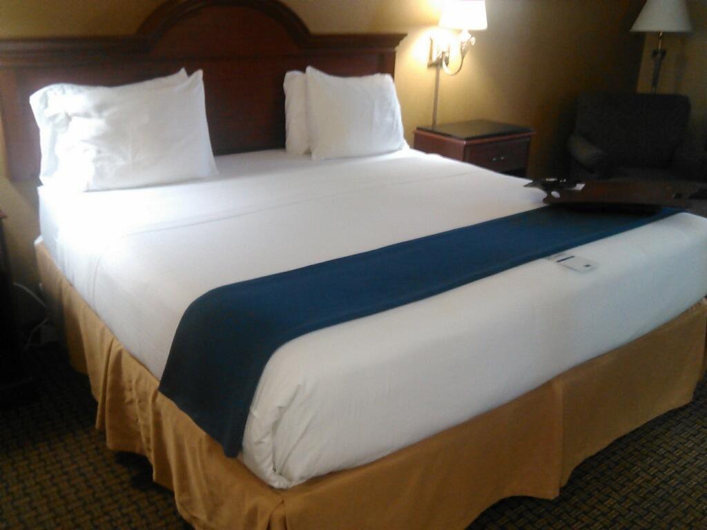Southaven Inn Express - Memphis International Airport/Graceland Номер фото